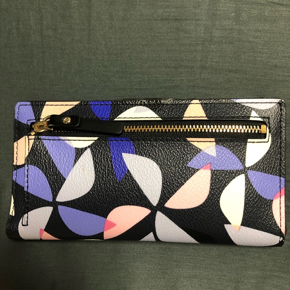 Kate Spade Wallet - Picture 3 of 3